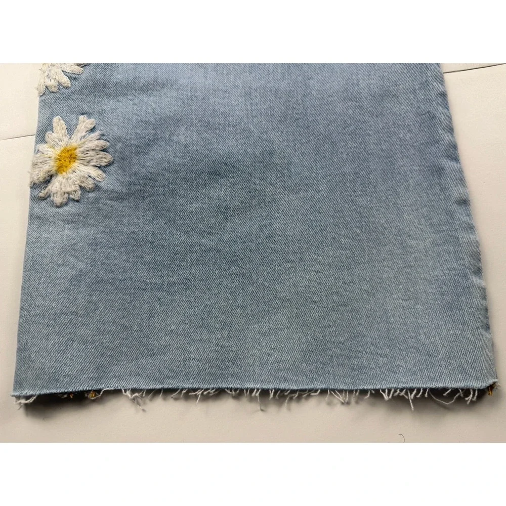 NWT Driftwood Charlee Daisy Embroidered Cropped Jeans Women's 14 Floral Boho